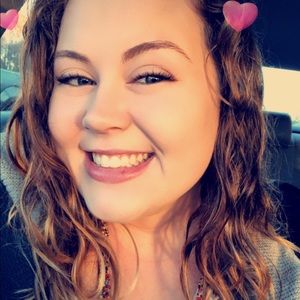 Meet your Posher, Carly